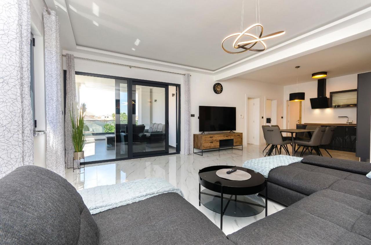 Apartments Villa Casia Srima Εξωτερικό φωτογραφία