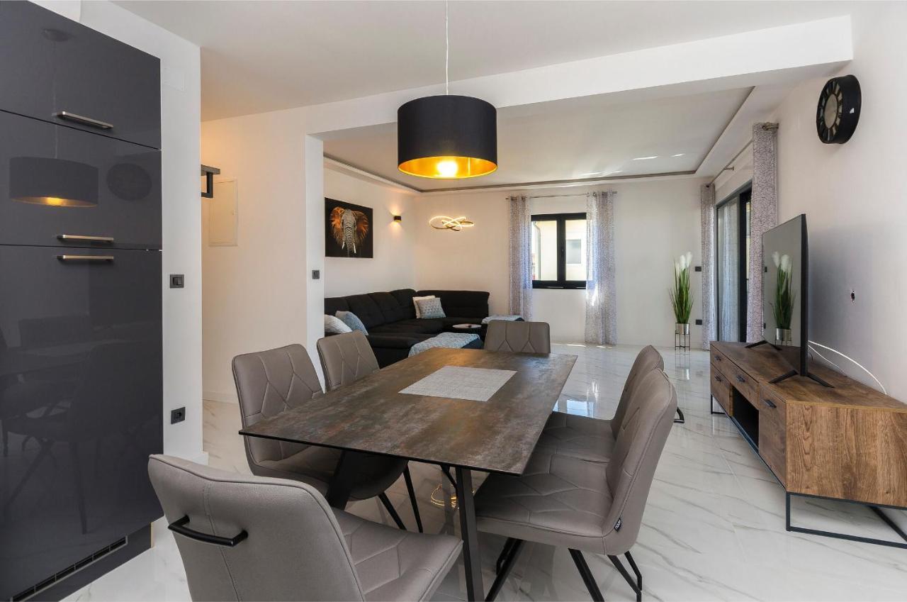 Apartments Villa Casia Srima Εξωτερικό φωτογραφία
