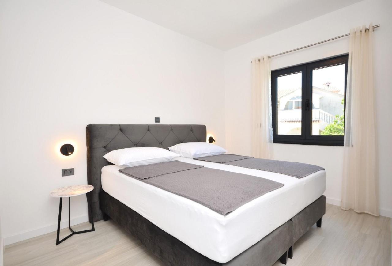 Apartments Villa Casia Srima Εξωτερικό φωτογραφία